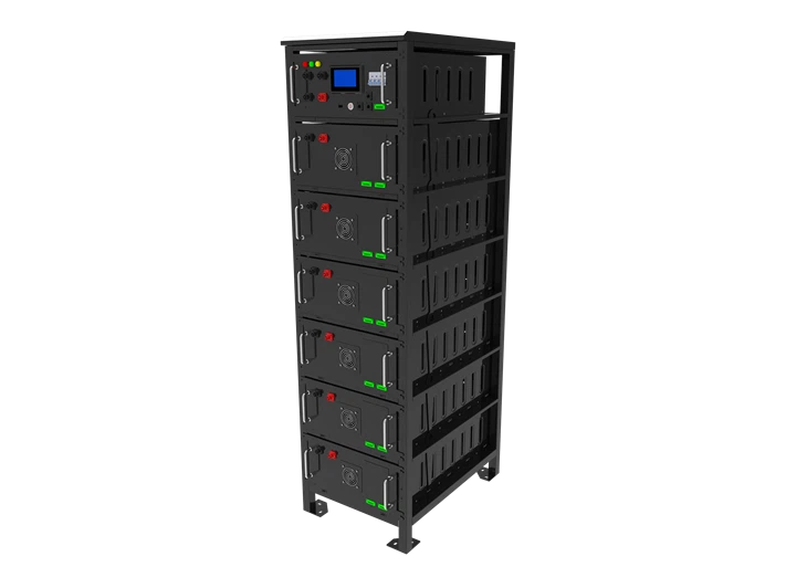 Cluster di batterie di stoccaggio su rack ad alta tensione da 96 kWh